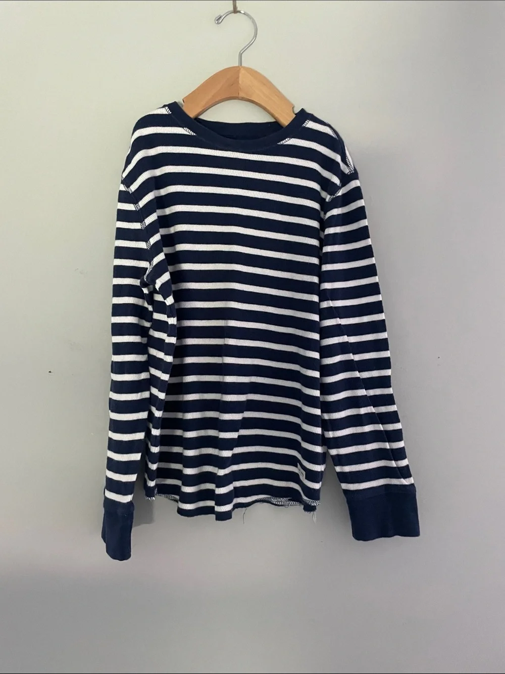 GAP boys Black thermal & Navy and White Striped tops size:M